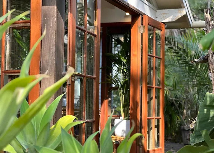 Palm Beach Bed & Breakfast